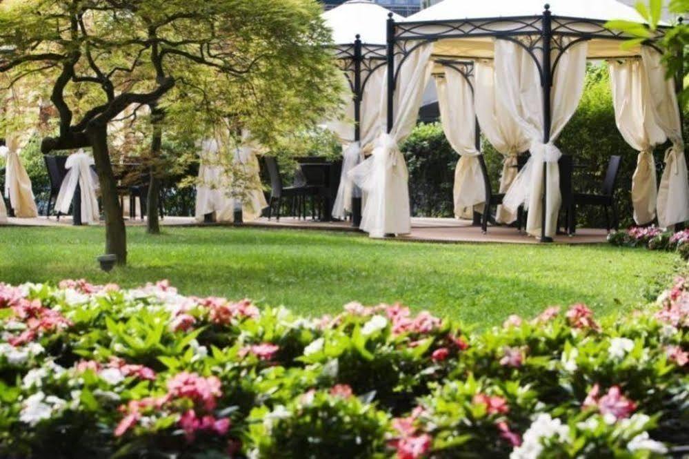 Rizzi Aquacharme Hotel & Spa Darfo Boario Terme Bagian luar foto